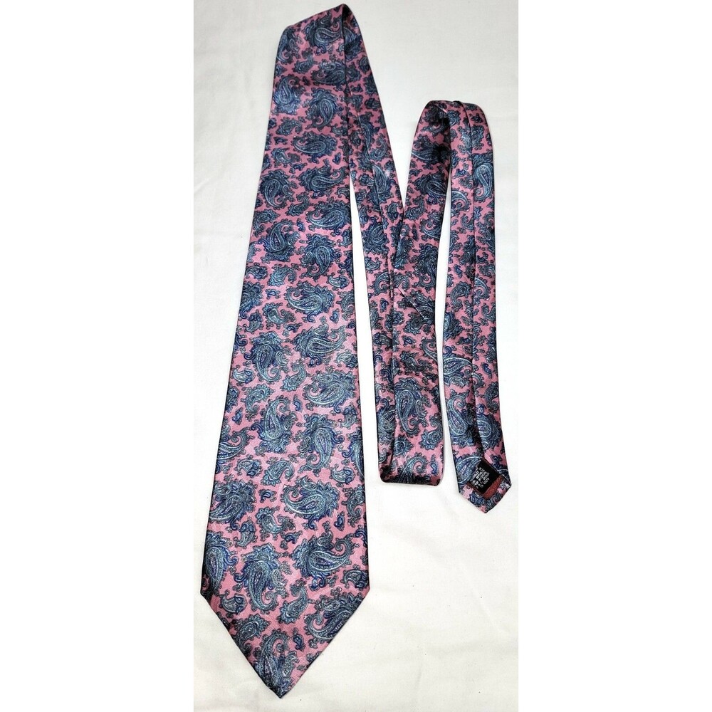 Vintage OLEG CASSINI Pink Silver Blue Paisley Men's Neck Tie EUC